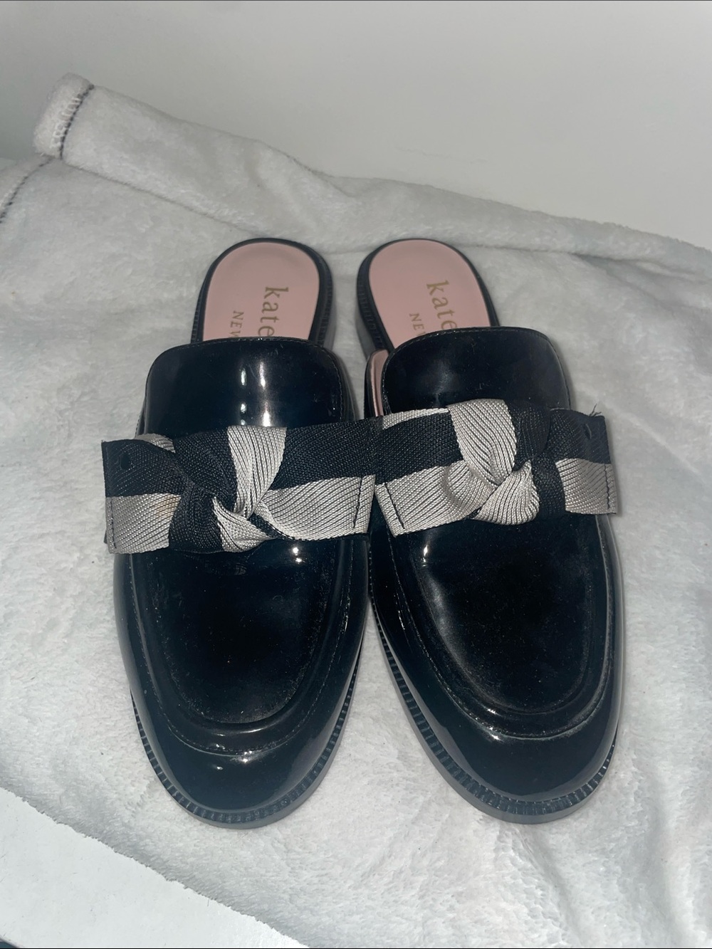 kate spade Black Patent Leather Slip-On Mules with Cream Bow Accent - Picture 2 of 5